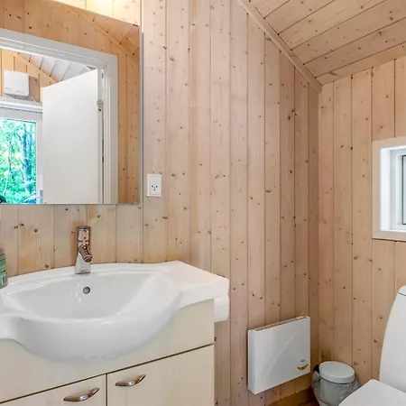 Kaare - 34-2km From The Sea In Western Jutland By Interhome Feriehus *