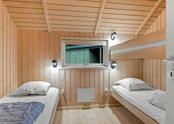 Kaare - 34-2km From The Sea By Interhome Feriehus *